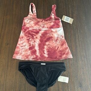 NEW Nike Women's Tie Dye Scoop neck 2 piece set Size S